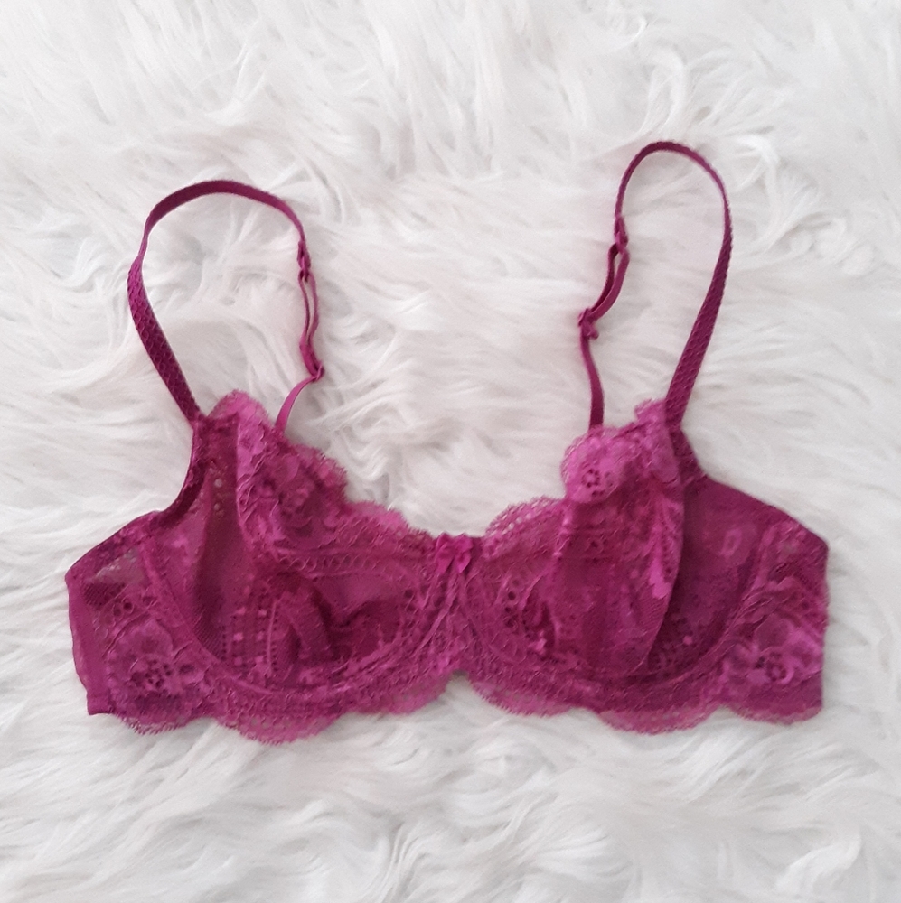 Le Mystere Unlined Demi Bra 36B